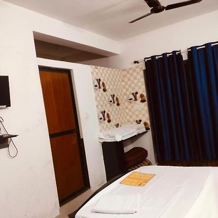 Hotel Explorer Calangute Exterior foto